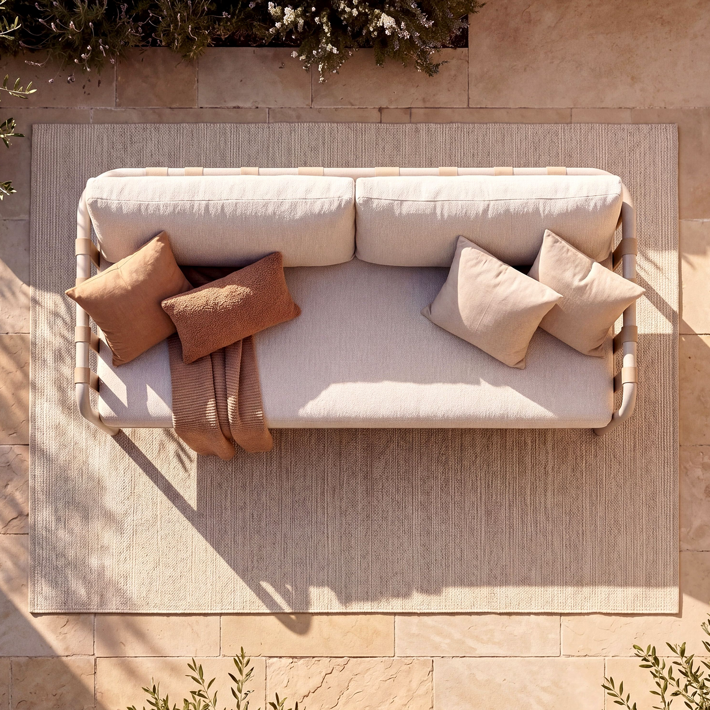 [Pre-Sale] Bold Tube Webbing Outdoor Loveseat