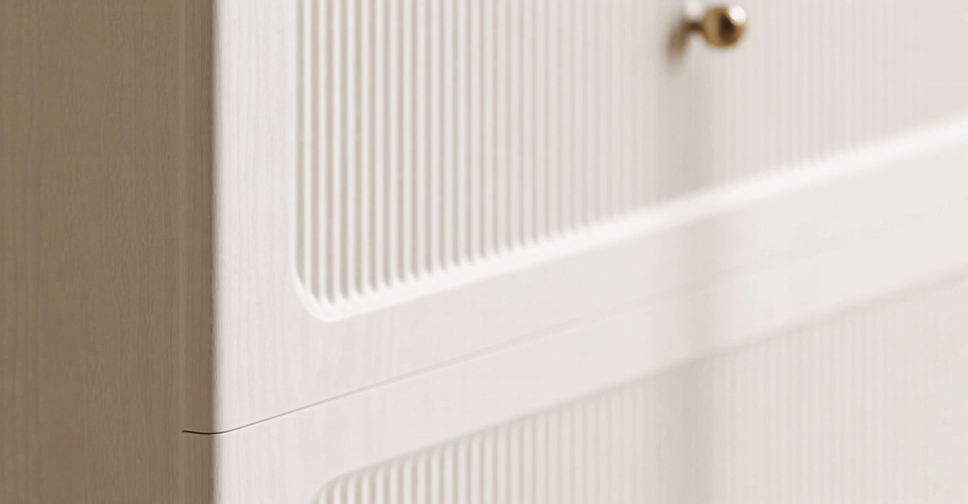 SOFT-CLOSE DRAWER GLIDES